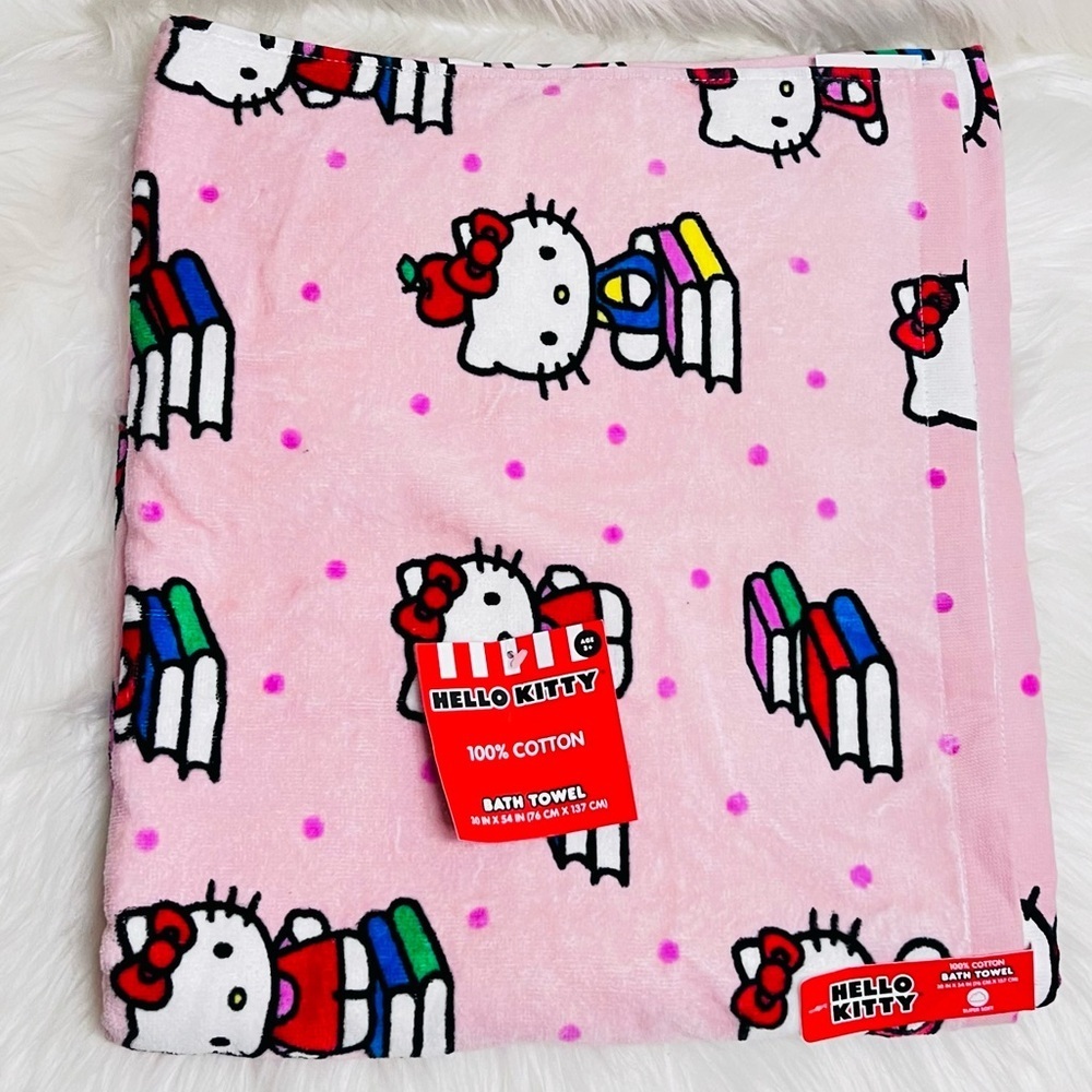 Hello Kitty Bath Towel
